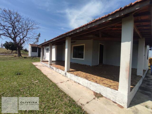 Venda em Cercadinho - Alambari