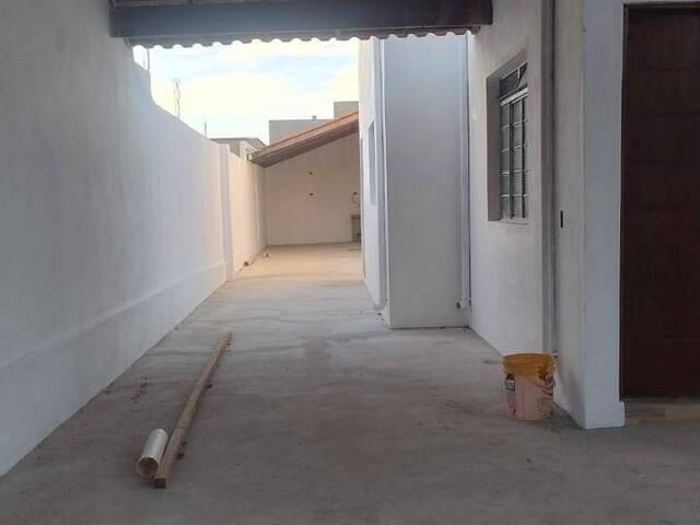 Casa para Venda em Capela do Alto - 4